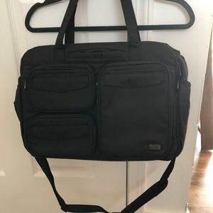 LUG Puddle Jumper Duffle-Black